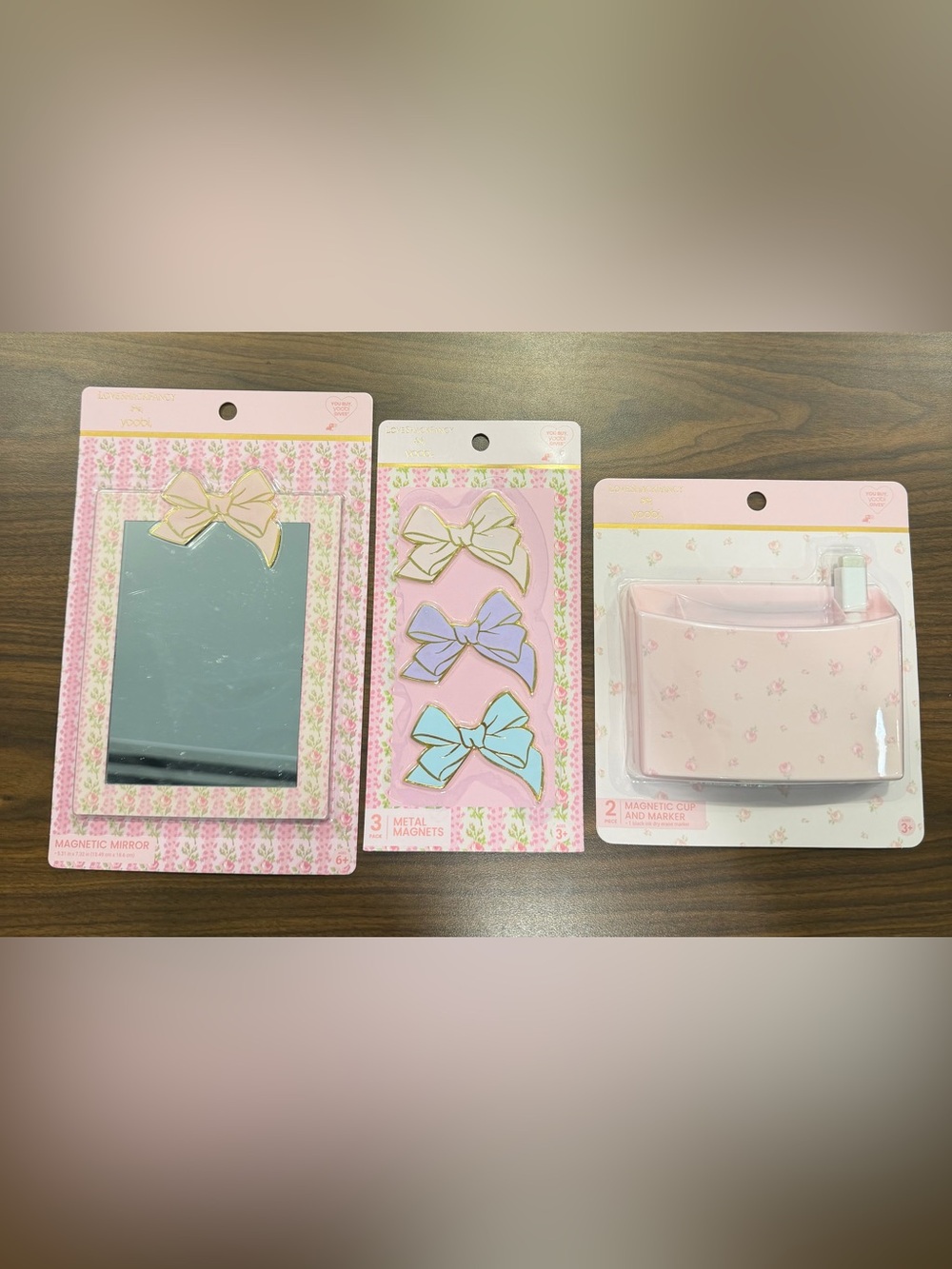 LoveShackFancy Back to School
Locker Set up Magnetic Bows, Mirror, Marker & Cup